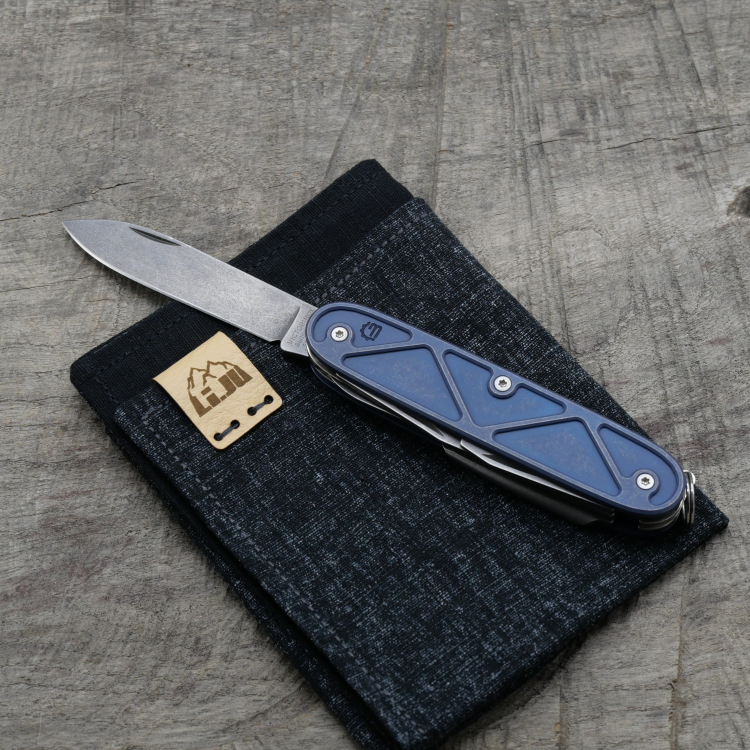 Preview: Li.JU MOD - TITAN - TRIANGLE - anodisiert used stonewashed - PIONEER-X - Titan Grade 5  (Ti 6AI 4V)  - 93mm